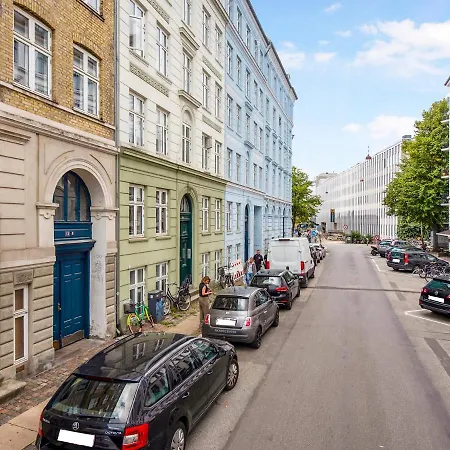 Appartement - Pleasant 2-bdr In Center *