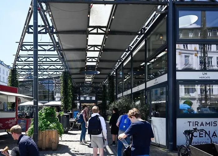 - Pleasant 2-bdr In Center København